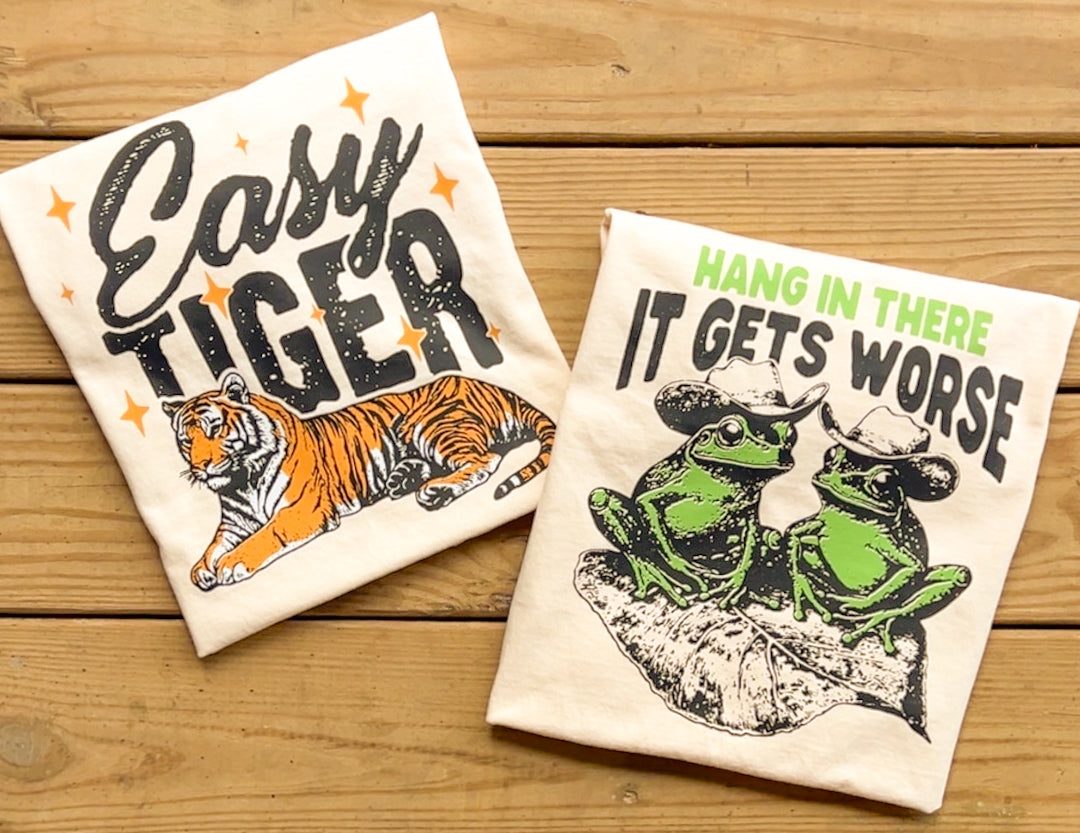 Retro - Comfort Colors T-Shirts