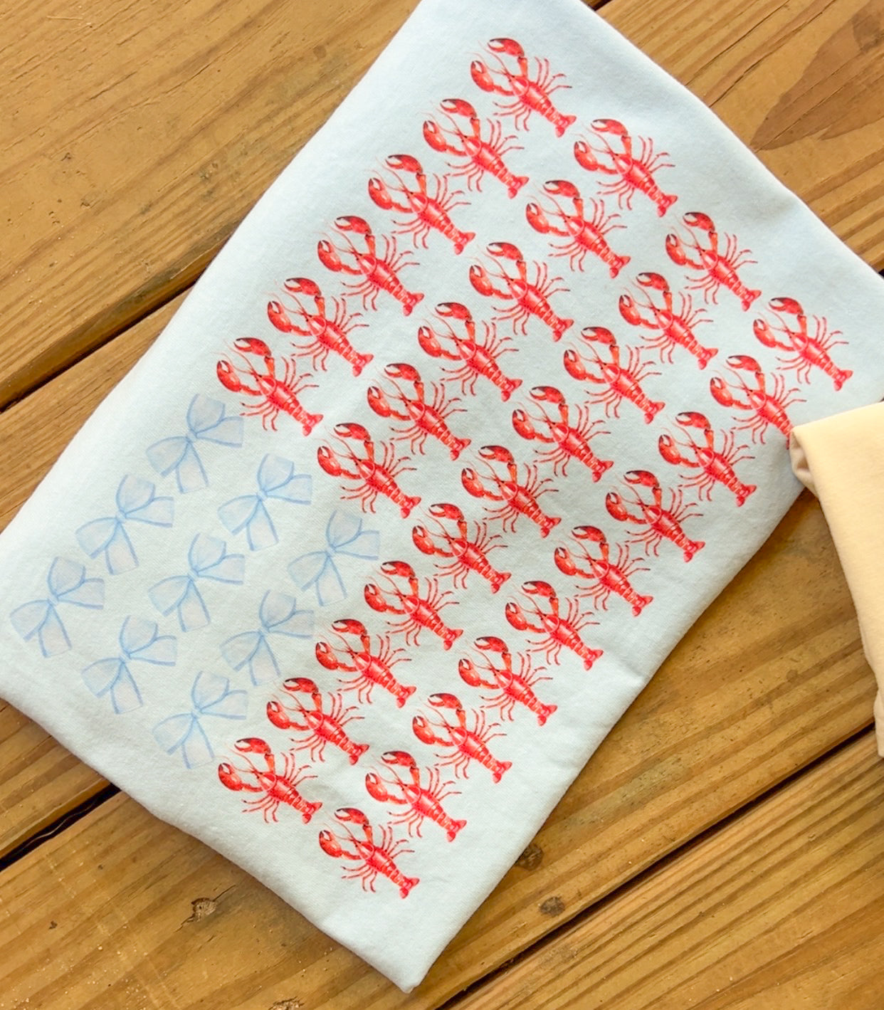 US of Cray Crawfish Flag - Comfort Colors