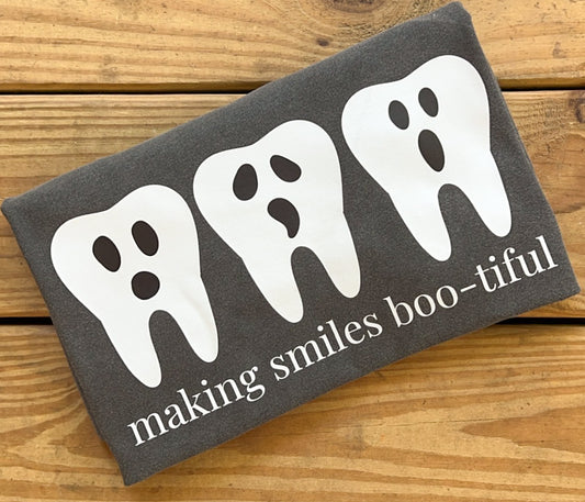 Making Smiles Bootiful - Comfort Colors