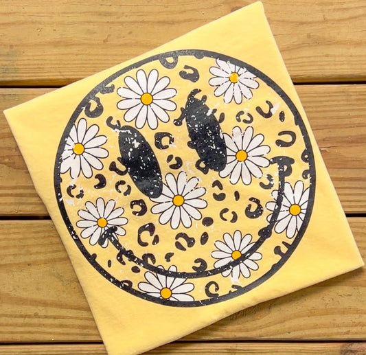 Daisy Smiley - Comfort Colors
